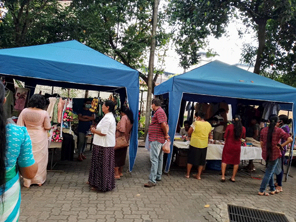 The monthly trade fair organized by the Small Business Development Division (2022-11-28)