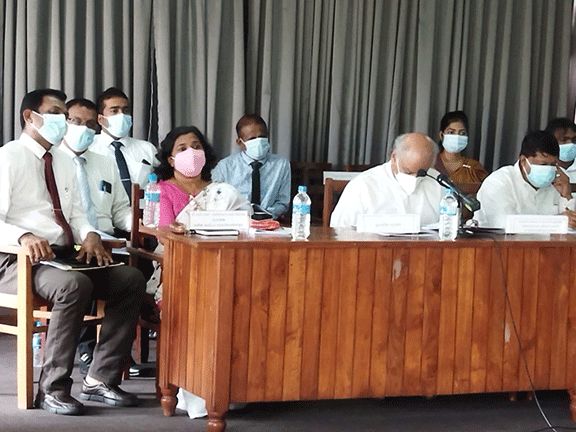 the Budget 2022 Ensuring Home Economic and Food Security through Strengthening the Rural Product Economy A series of seminars in the Maharagama Divisional Secretariat Division(2021-12-21) 